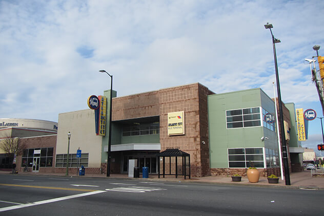 Atlantic City, NJ - Atlantic City Bus Terminal (1901 Atlantic Ave) - ACYGLI3-0
