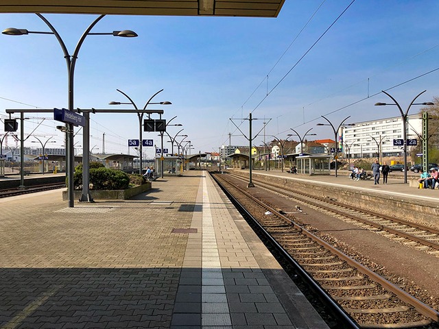 Heidelberg Orthopädie -{"city":"Heidelberg","country":"DE","postal":"69118","state":"BW","street1":"Schlierbacher Landstraße 200A"} - DEHDGDEDBN3-0