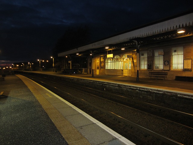 Dunfermline Town -{"city":"Dunfermline","country":"GB","postal":"KY12 7HT","state":"FIF","street1":"Comely Park"} - GBDFVGBREZ2-0