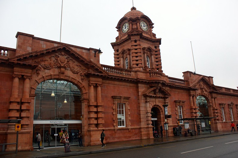 Railway station -{"city":"Nottingham","country":"GB","postal":"NG2","state":"NGM","street1":"Station St 15"} - GBKUDDEDBT-0