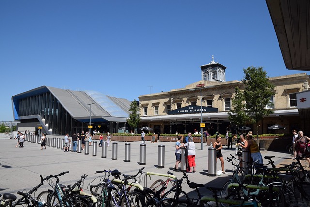 Reading Station -{"city":"Reading","country":"GB","postal":"RG1 1LZ","state":"RDG","street1":"Station Road"} - GBREAGBREZ-0