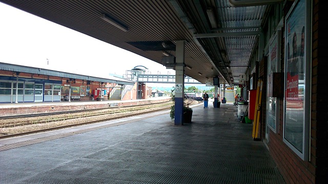 Gloucester Train Station -{"city":"Gloucester","country":"GB","postal":"GL1 1DE","state":"GLS","street1":"Bruton Way"} - GBXWPGBREZ-0