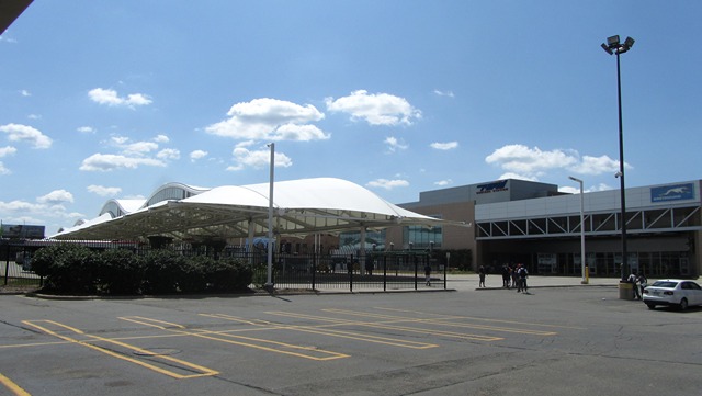 Rapid Central Station - 250 Grandville Ave SW -{"city":"Grand Rapids","country":"US","postal":"49503","state":"MI","street1":"250 Grandville Ave SW"} - GRRGLI-0