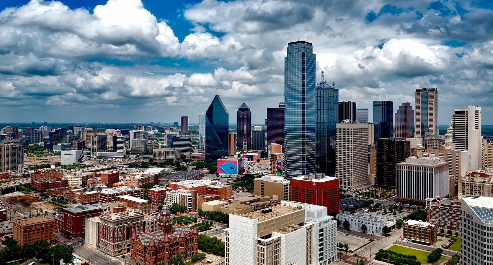 Cheap bus and train travel from Dallas.