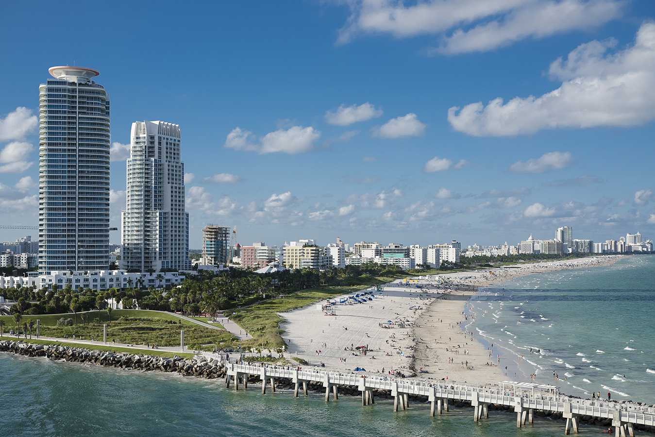 Cheap bus and train travel from Miami.