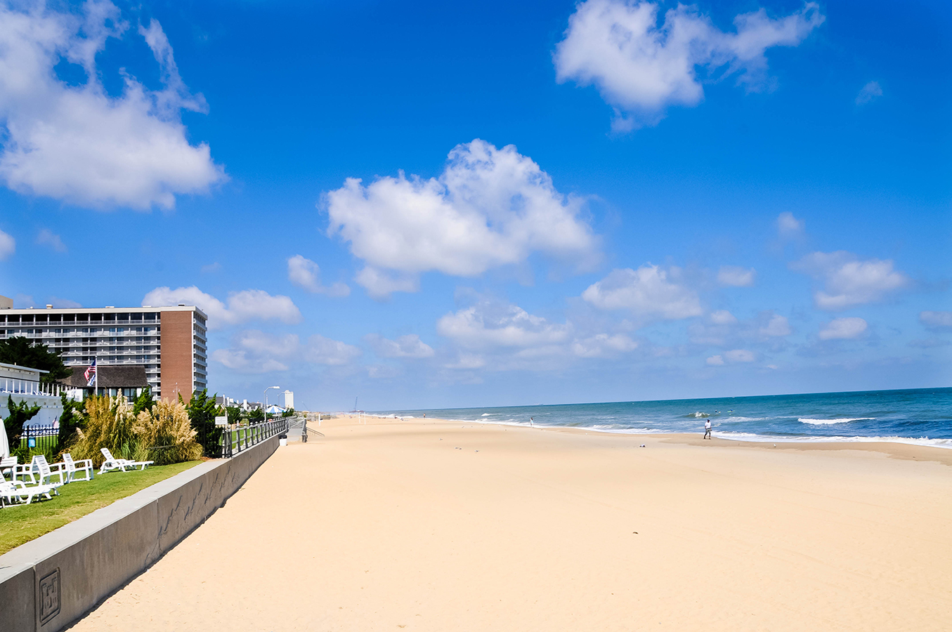 Cheap bus and train travel from Virginia Beach.