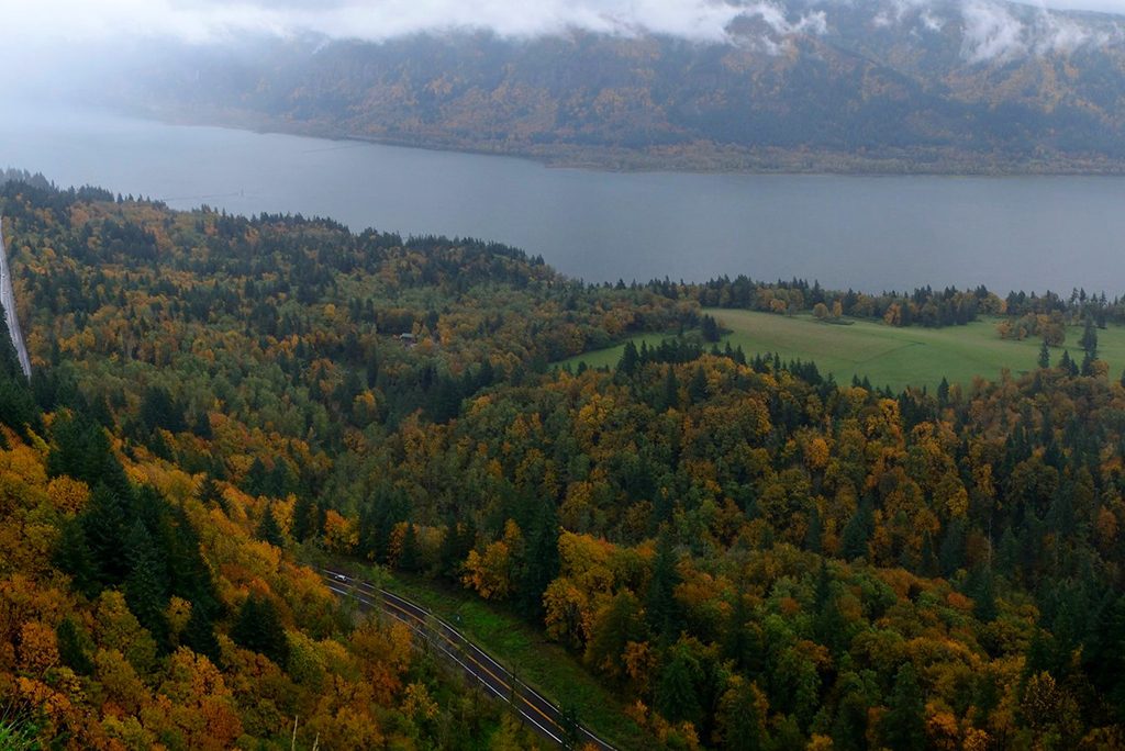 Photo of the Columbia River Gorge in autumn.