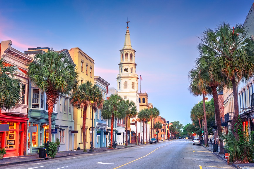 Visit Charleston by bus or train this spring