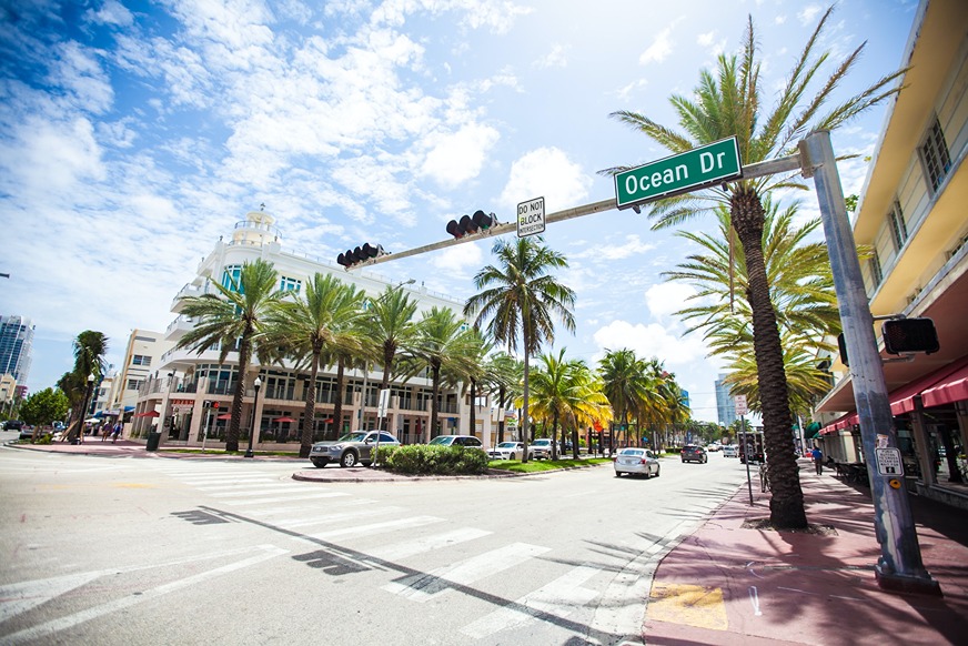 Sunny day on Ocean Drive