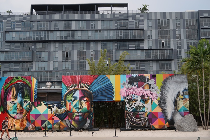 Street art on Wynwood Walls