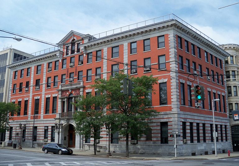 Photo of the Dutchess County Supreme Court in Poughkeepsie, NY.