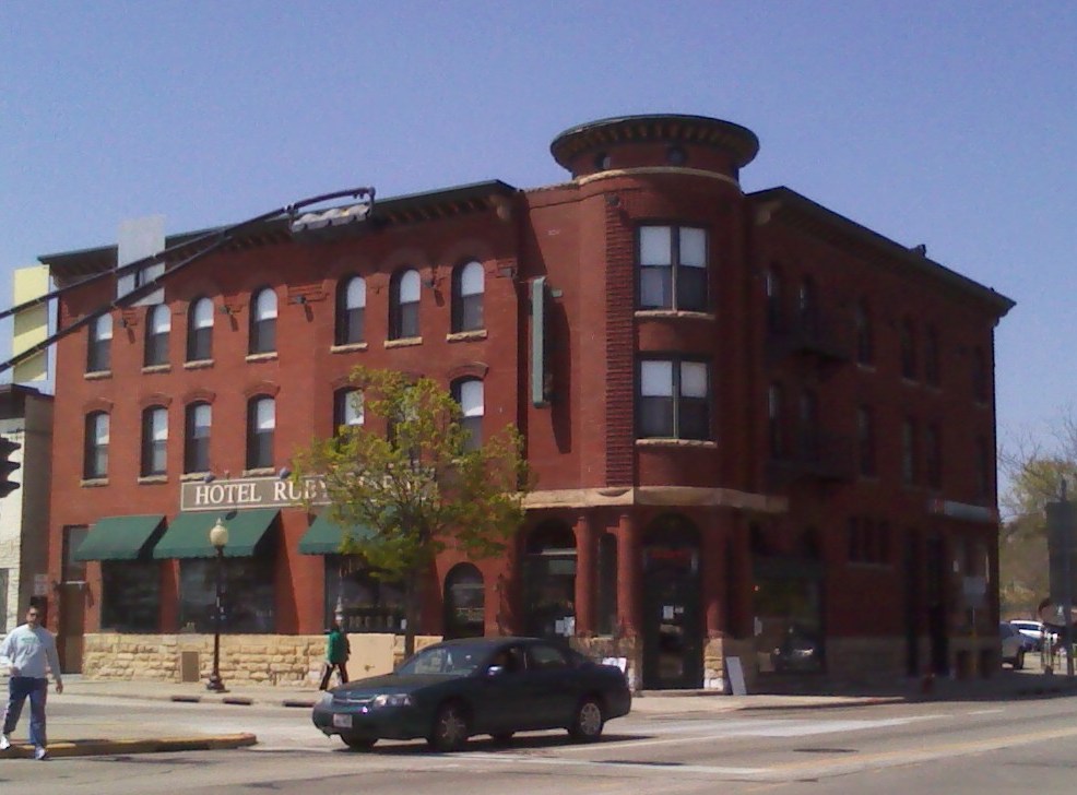 Hotel Ruby Marie Madison