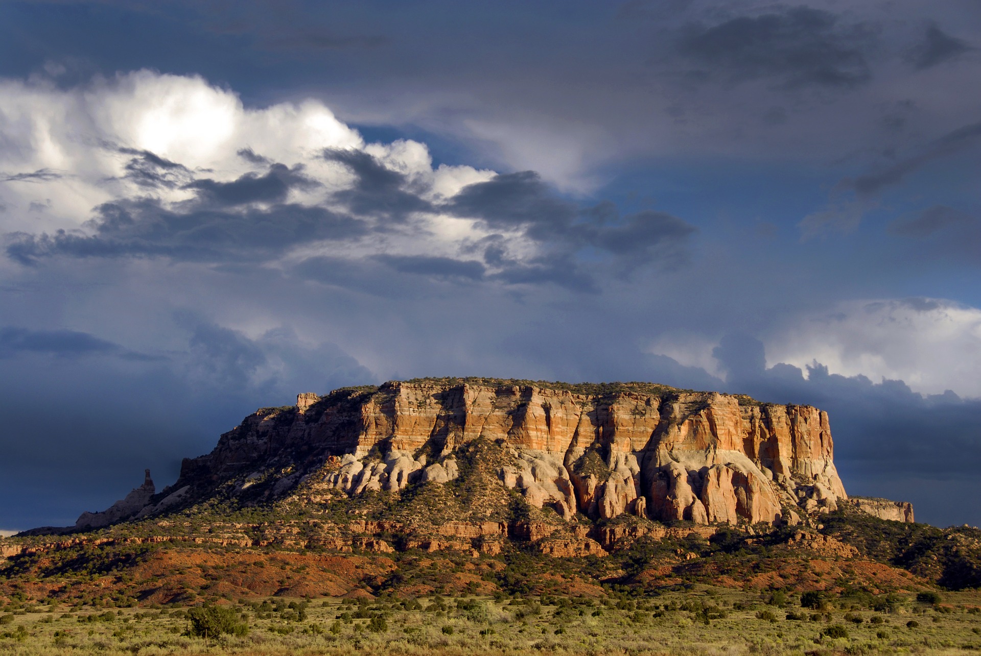 View of a mesa in Arizona on a warm day.