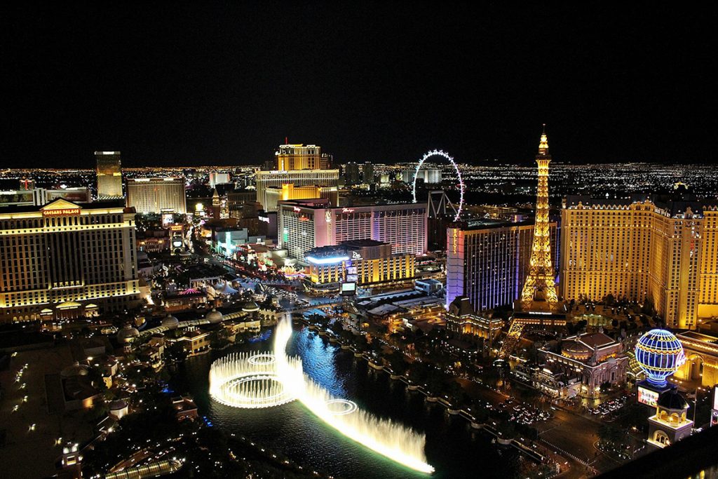 Cheap bus and train travel from Las Vegas.