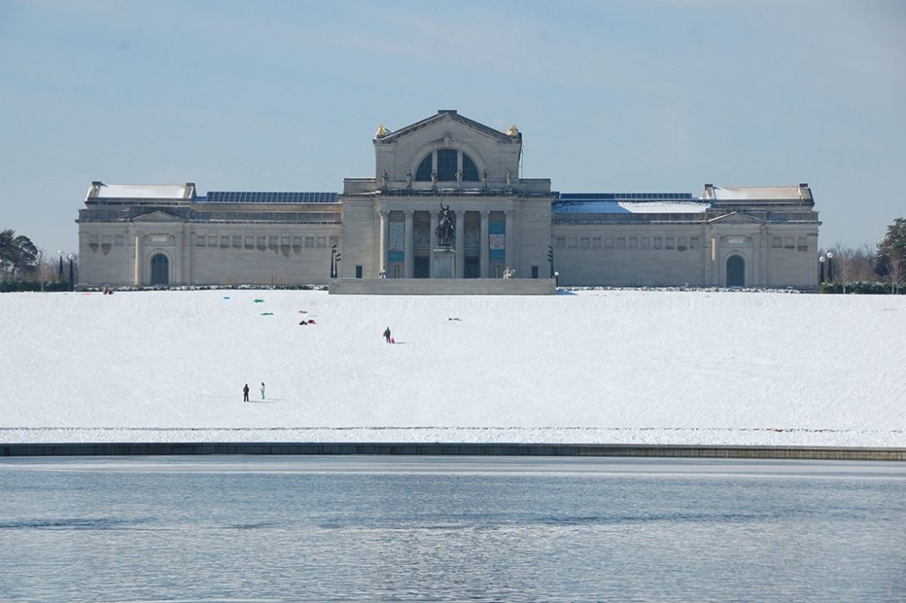 Photo of Art Hill (a popular sledding spot) and the St. Louis Art Museum.