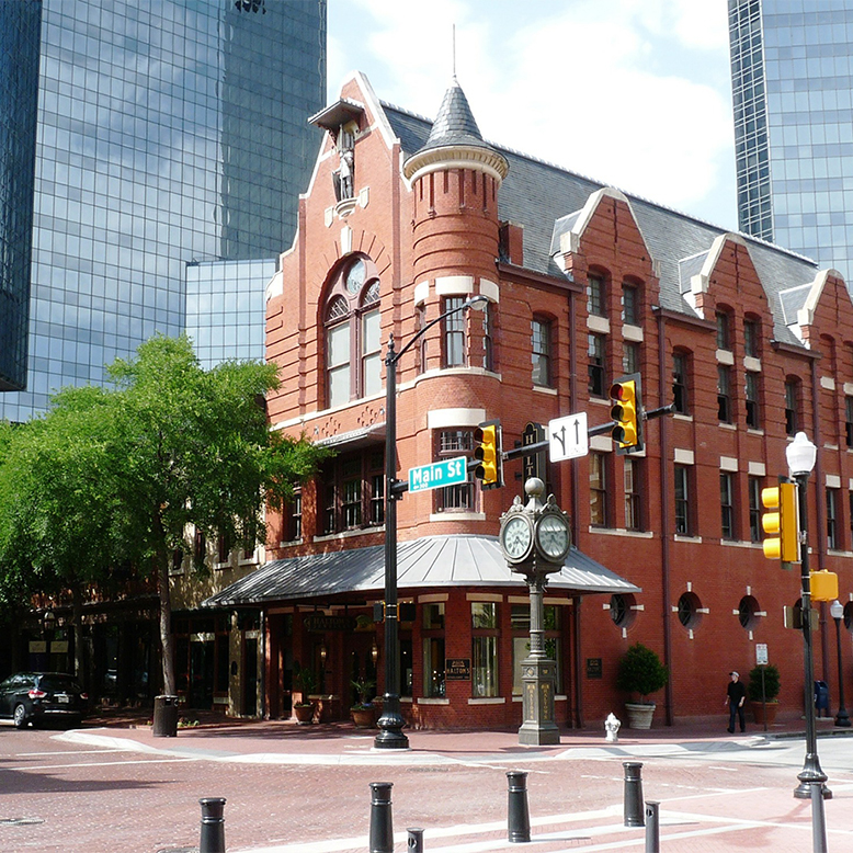 Cheap bus and train travel from Fort Worth.
