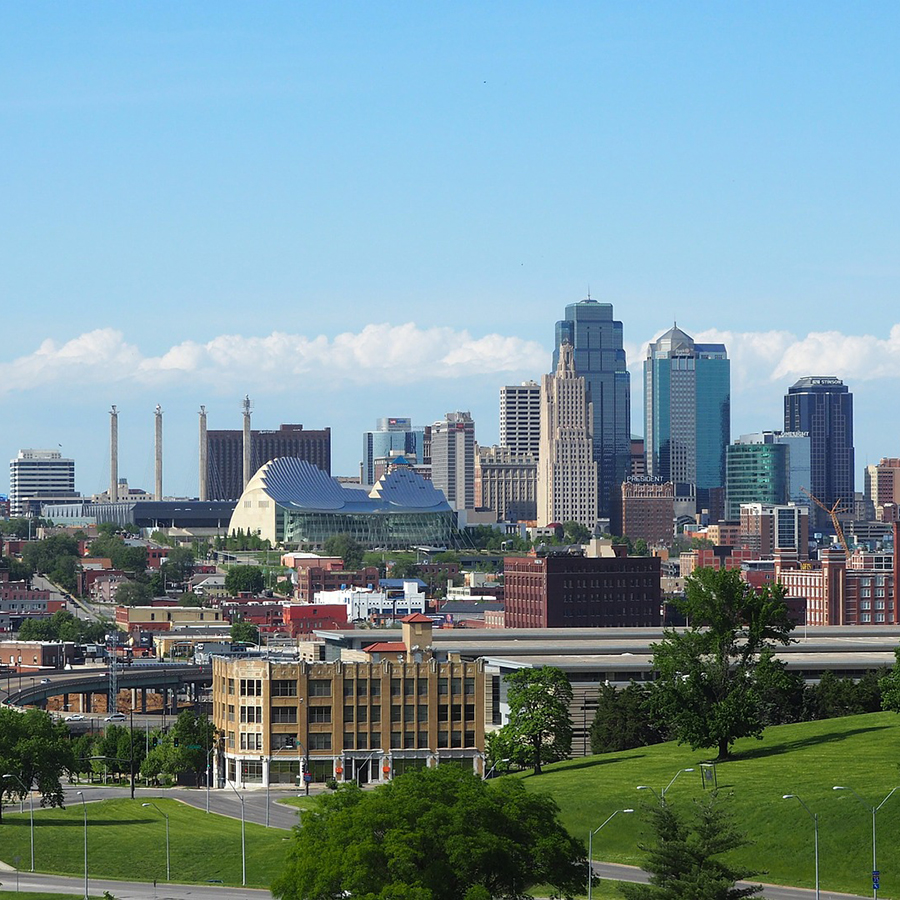 Cheap bus and train travel from Kansas City.