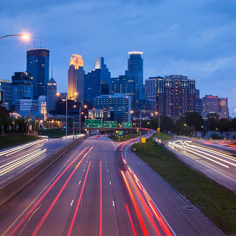 Cheap bus and train travel from Minneapolis.