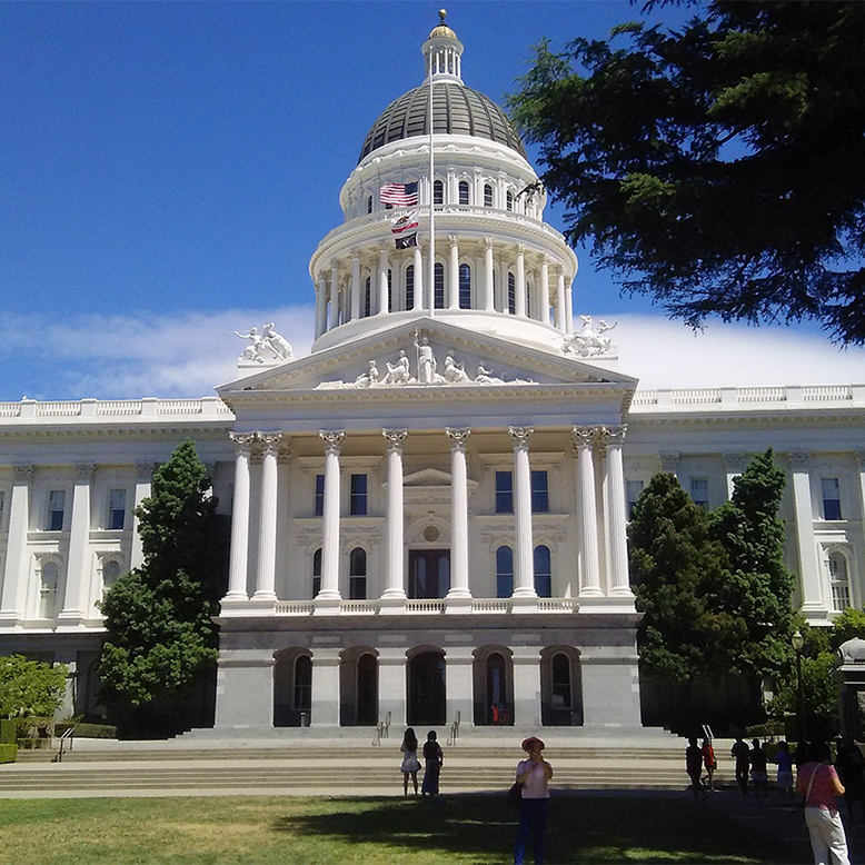 Cheap bus and train travel from Sacramento.