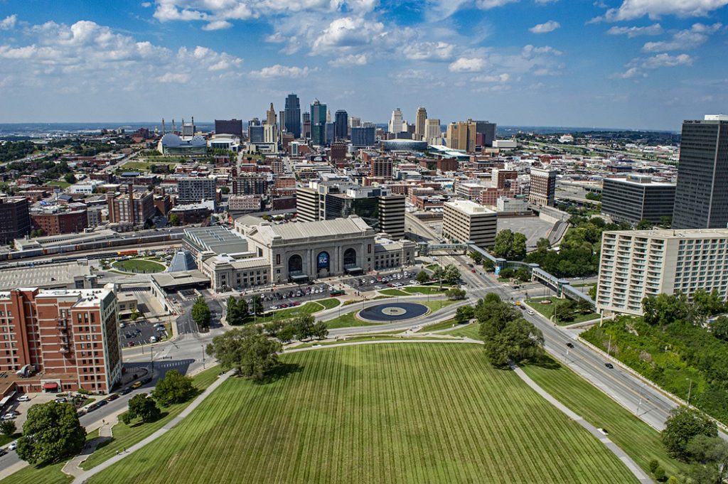 Bird's-eye view of Kansas City, Missouri.