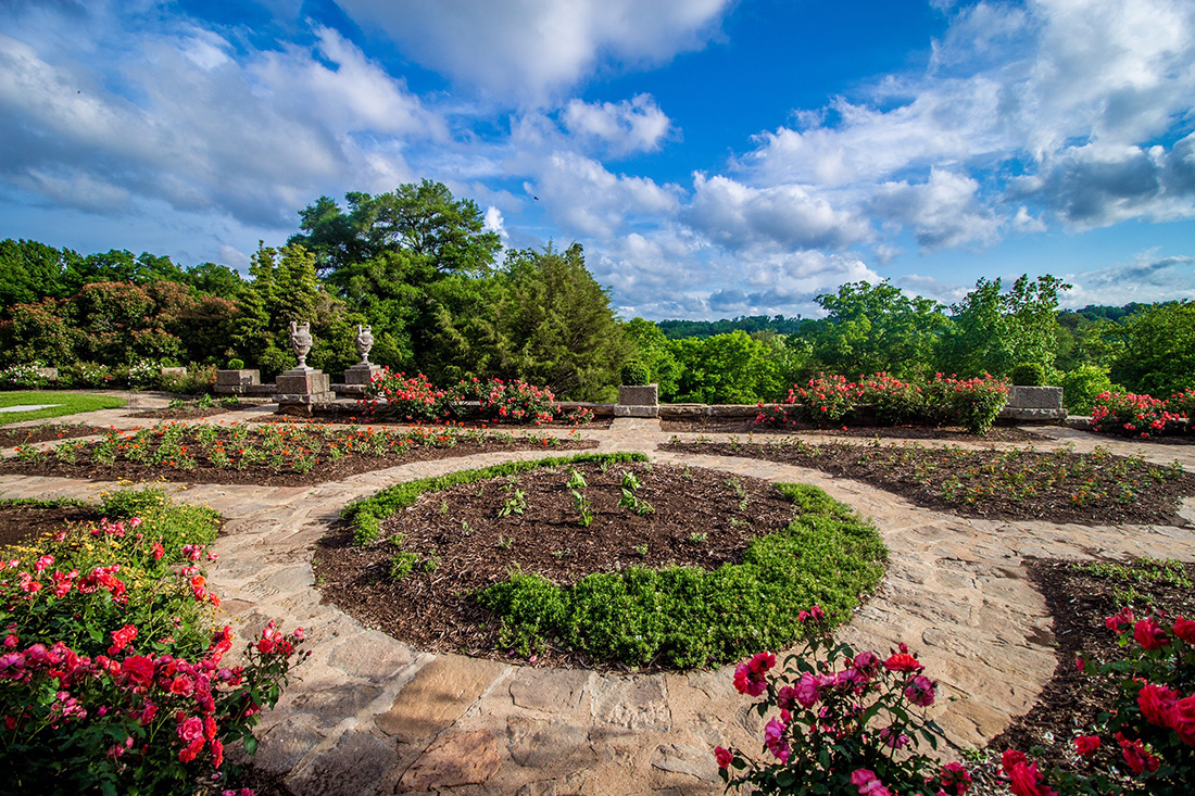 Photo of a Maymont Park terrace in Richmond, Virginia.